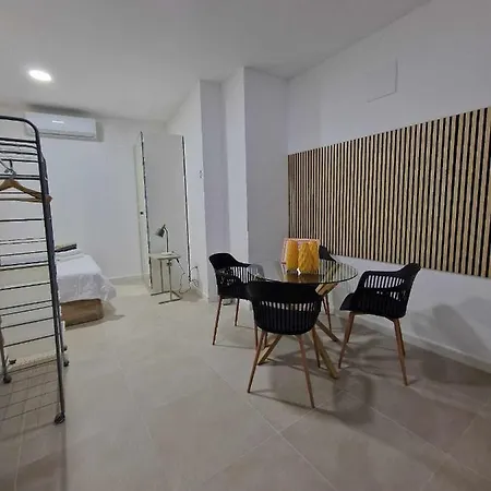 Urban Suite 2 *