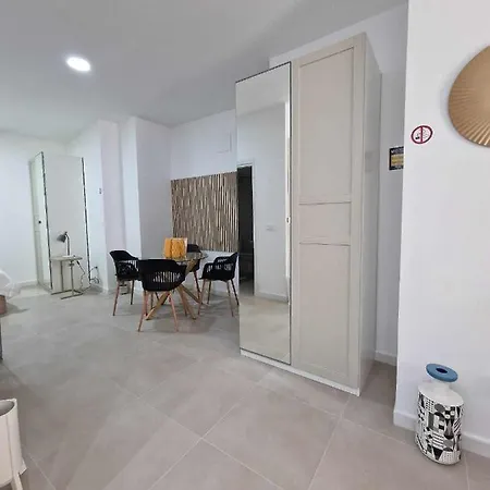 Lägenhet Urban Suite 2